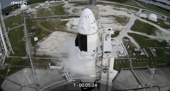 spacex-dragon-ax3-launch-bf