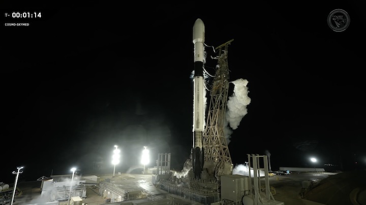 spacex-falcon9-csg-fm3-launch-ai