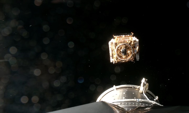 spacex-falcon9-csg-fm3-launch-azb