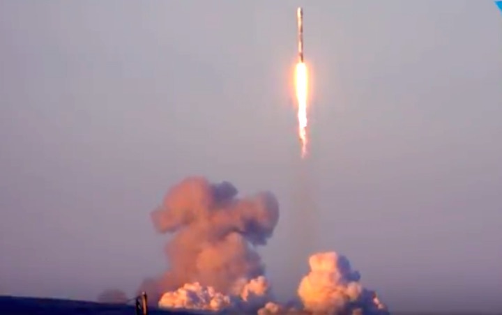 spacex-falcon9-iridium5mission-13