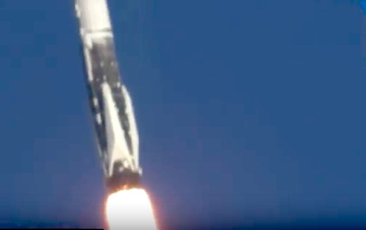 spacex-falcon9-iridium5mission-16