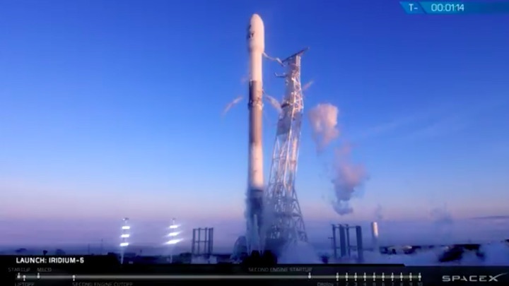 spacex-falcon9-iridium5mission-8