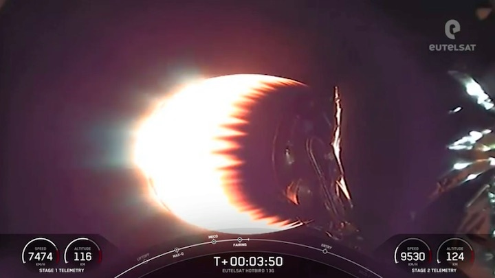 spacex-hot-bird-launch-au