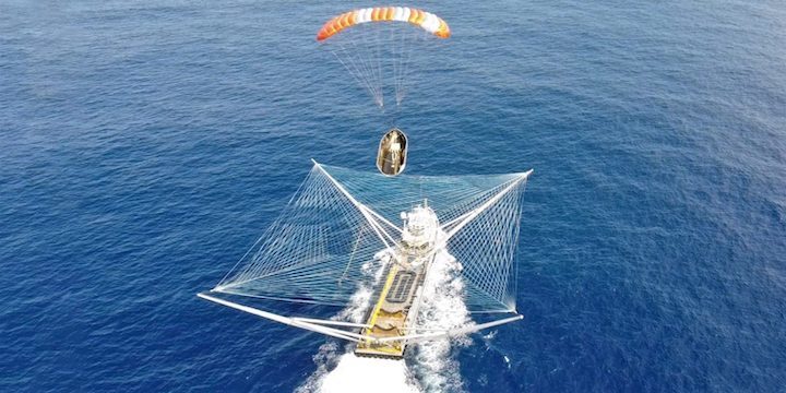 starlink-10-skysat-falcon-9-b1049-081820-webcast-spacex-ms-tree-catch-drone-1-crop-1536x768