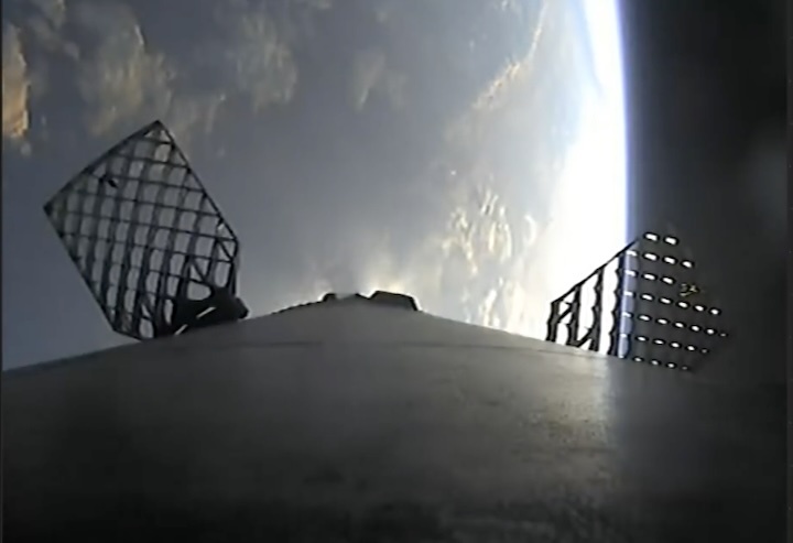 starlink-332-launch-am