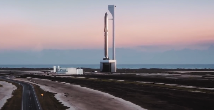 starship-super-heavy-2019-spacex-launch-mount-1-crop-1024x528