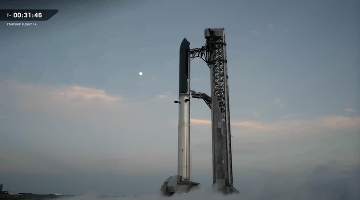 starships-14-launch-aa