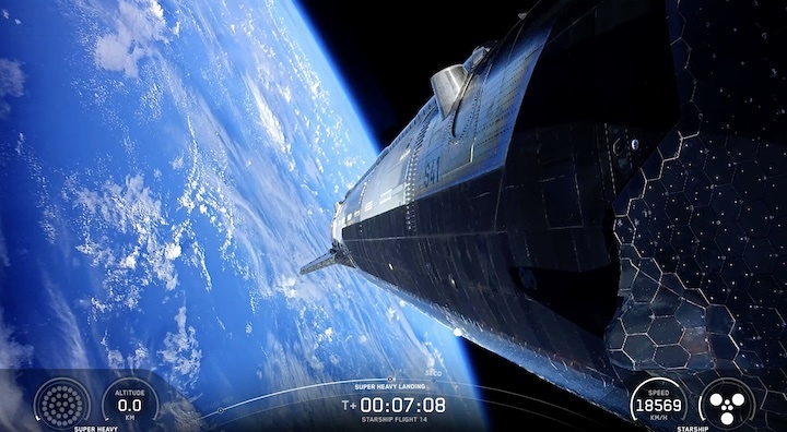 starships-14-launch-ar