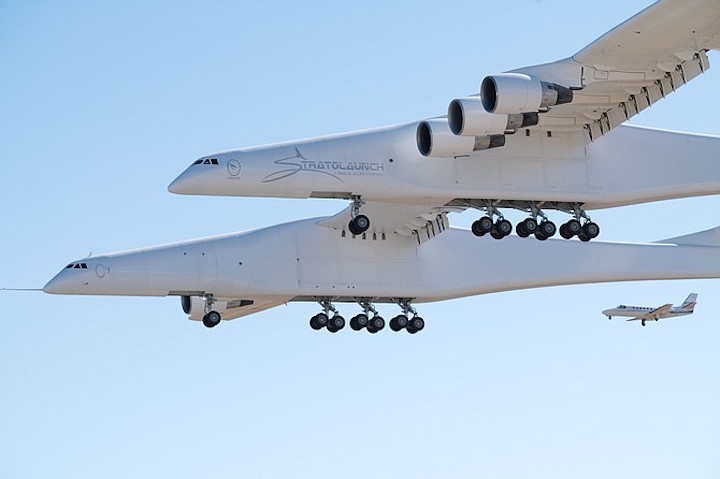 stratolaunch-firstflight-2-4-15-t670