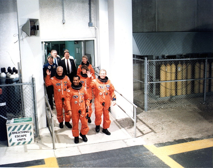 sts-31-1-1