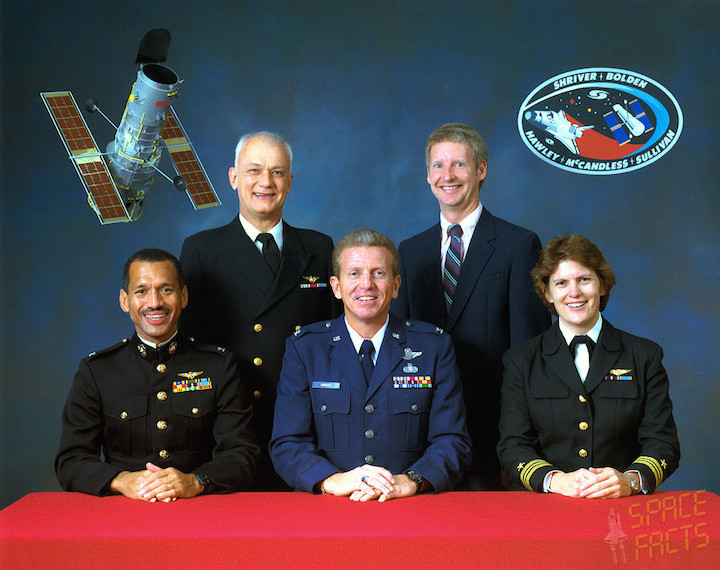 sts-31-1
