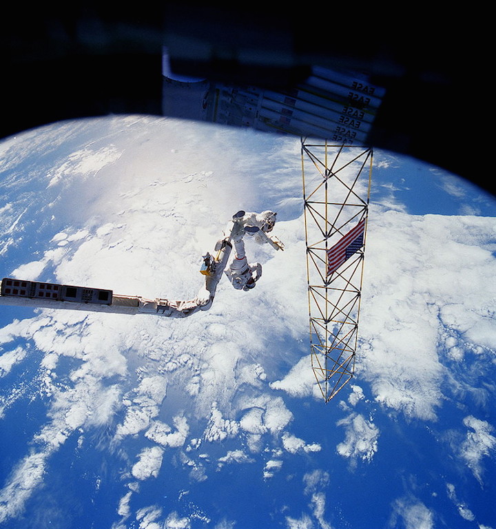 sts-61b-access-2