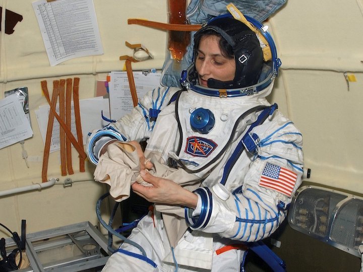 suni-williams-astronaut-russia