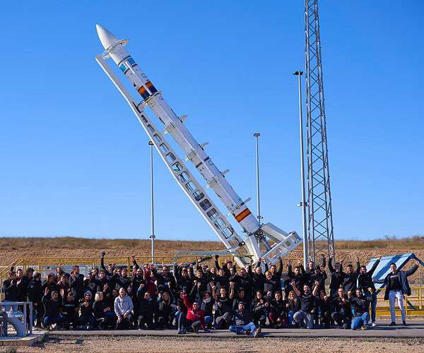 team-at-pld-space-base-at-teruel-hg