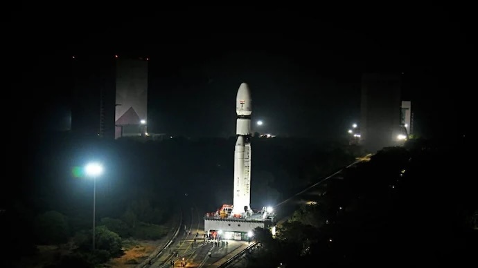 the-indian-space-research-organisation-isro-is-set-to-launch-the-bluebird-block-2-satellite-on-dec-2