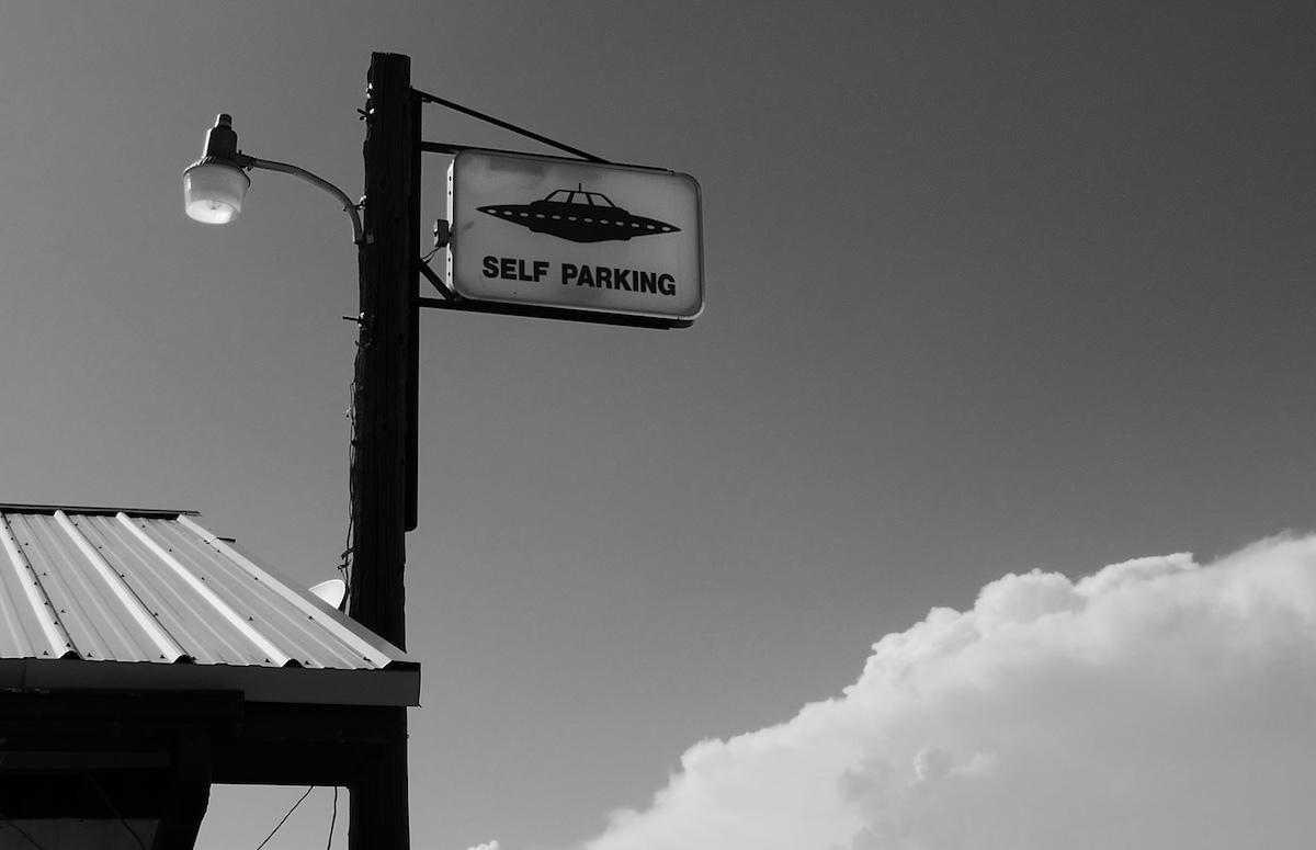 ufo-self-parking