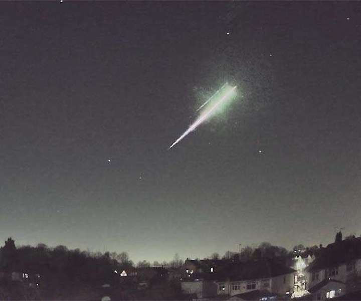 uk-europe-february-28-fireball-meteorite-hg
