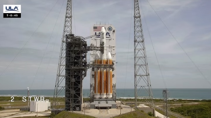 ula-delta-heavy-nrol-70-launch-bjd