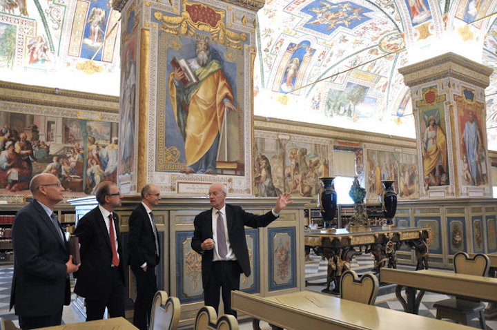 vatican-library-tour-node-full