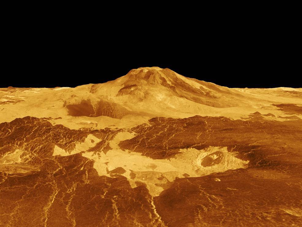 venus-maat-mons-volcano-large-jpg