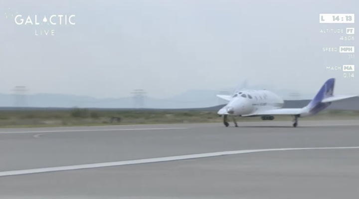 virgin-galactic-g01-launch-bj