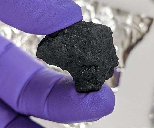 winchcombe-meteorite-fragment-hg