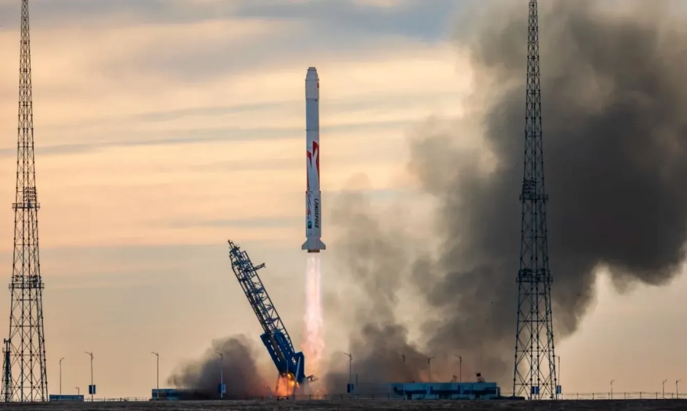zhuque2e-y1-two-sats-27nov2024-landspace-1-1